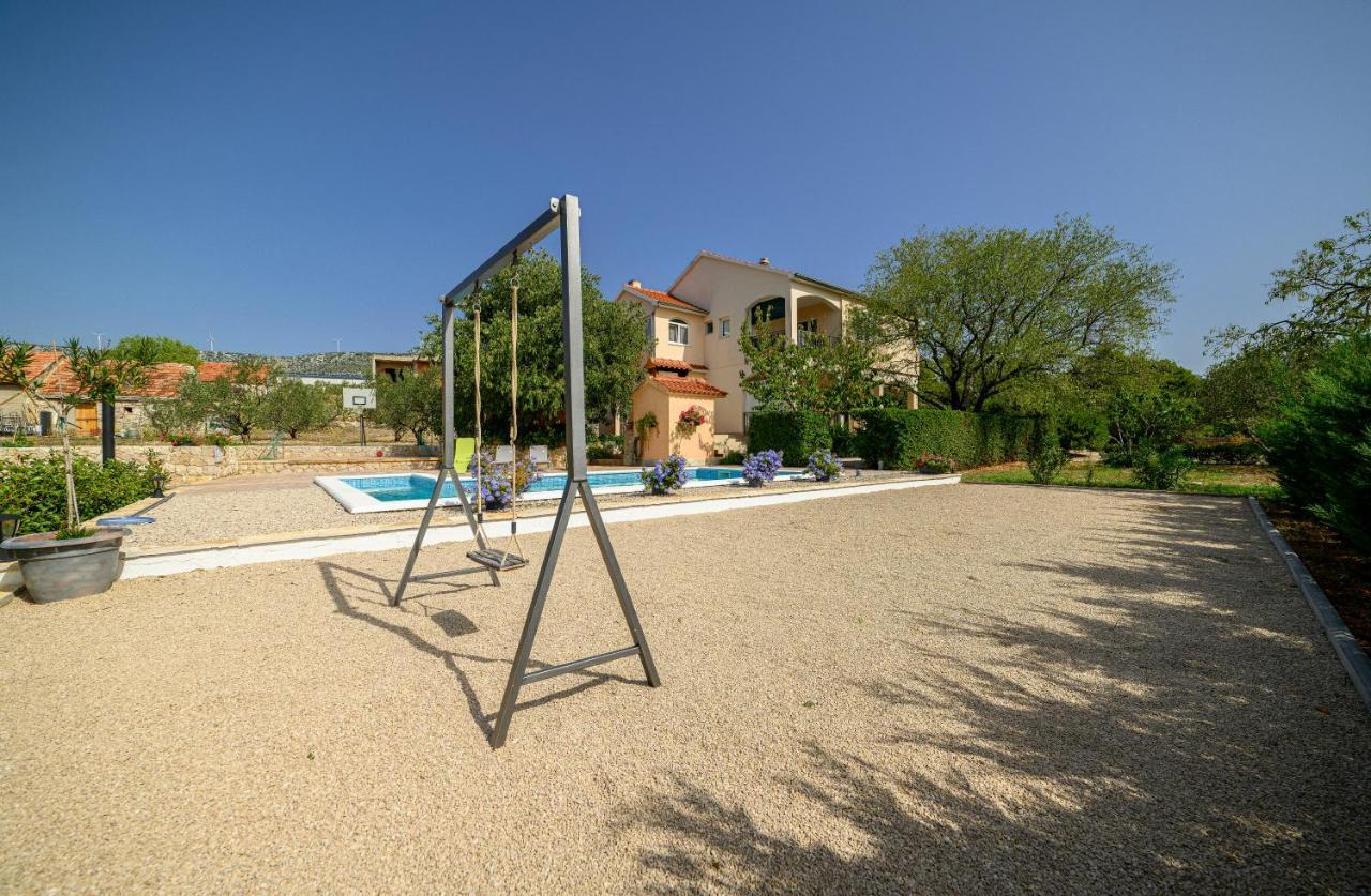 Holiday Home Rokoko Šibenik Екстериор снимка