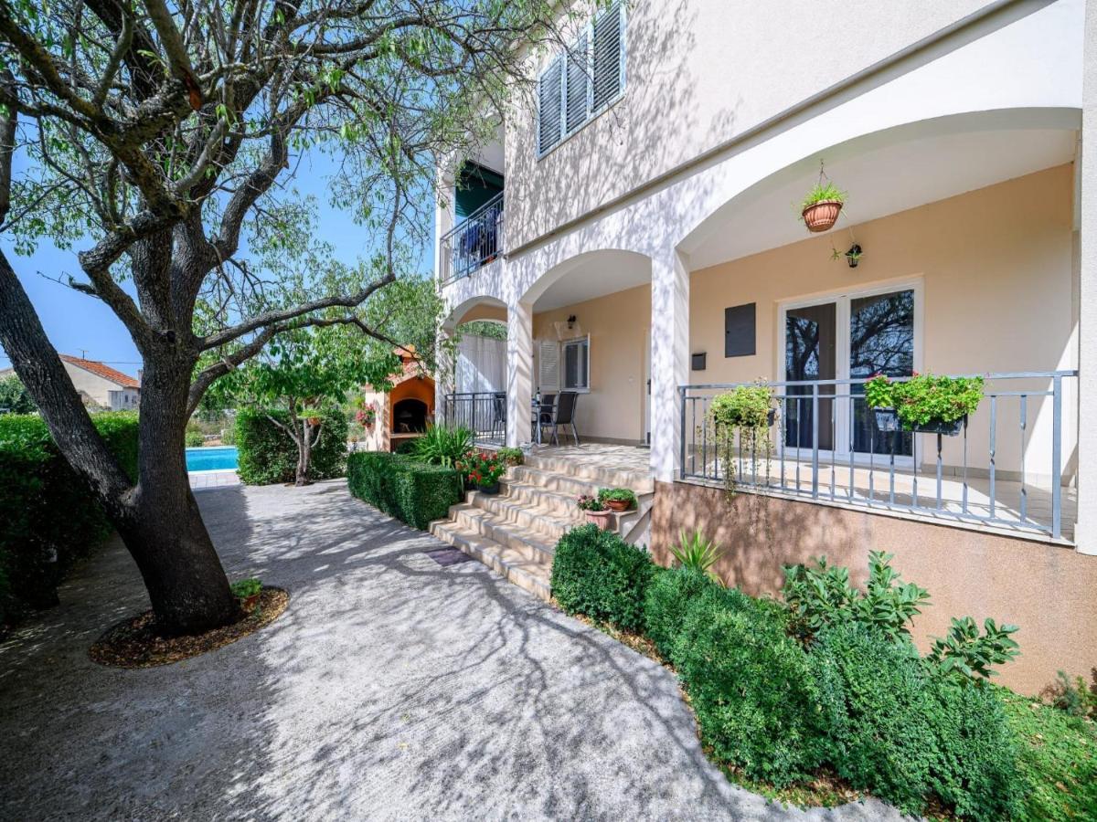 Holiday Home Rokoko Šibenik Екстериор снимка